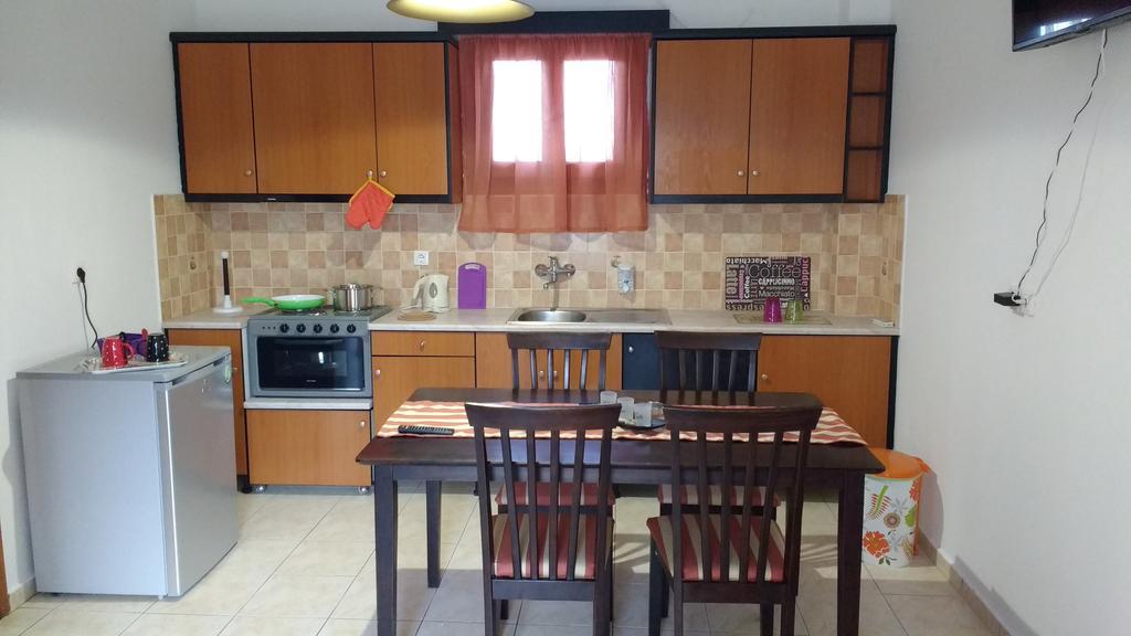 Vazeos Apartments Karterados  Habitación foto