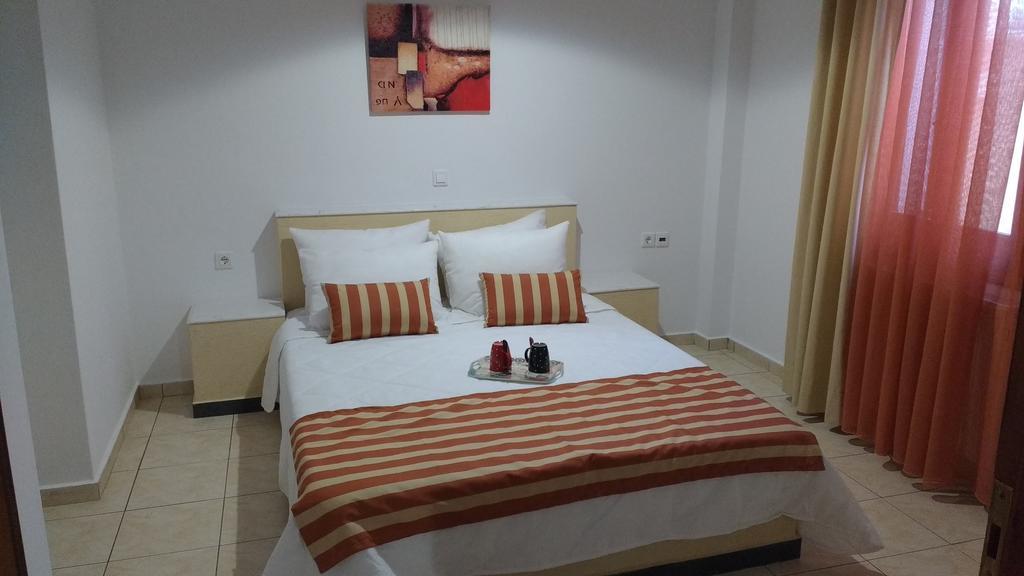 Vazeos Apartments Karterados  Habitación foto